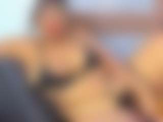 Live cam show with Hanny - Brown Hair on Camsoda