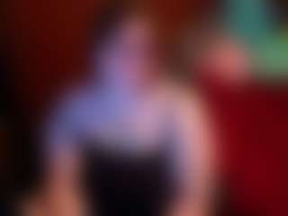 Live cam show with Ramora Rey - Hairy Pussy on xDating