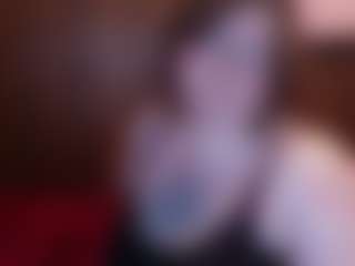 Live cam show with Ramora Rey - Pretty on Camsoda
