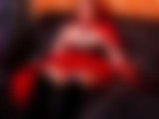 Live cam show with Ramora Rey - Gamer Brown Hair on CamwithHer