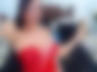 Live cam show with NewYoselinTS - Cumshot on x69.live