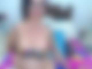 Live cam show with NewYoselinTS - Tease on Hubzter Live