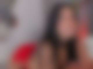 E M E L I E - 89's Live Sex Cam Show