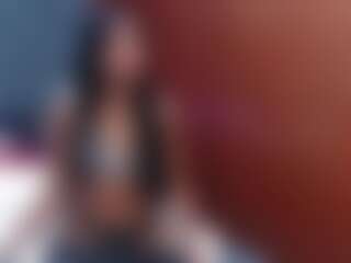 Live cam show with Scarletone - Petite on xplaylive.com