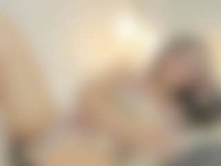 Live cam show with leigh-angels1 - Glasses on Camsoda