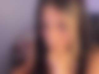L A I A's Live Sex Cam Show