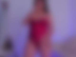 Live cam show with HannahDavisX - Living Room on Chatstar