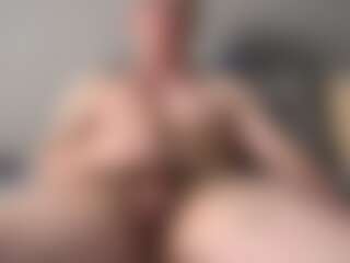 Live cam show with iron-eva - Small Ass on CamClone