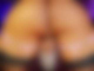 Live cam show with PauulaRH - Drinking on fapnchat