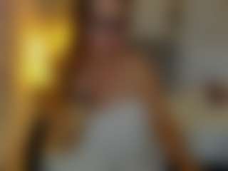 Live cam show with gisela27 - Glasses on camwithhim.com