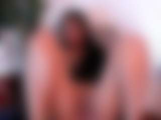 Live cam show with 1m-amber - Bedroom MILF on SpankPalCams
