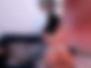 Live cam show with 1m-amber - Thin on Chatstar