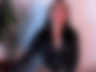 Live cam show with 1m-amber - Solo on AdultVida.com