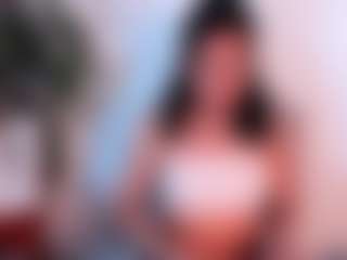 Live cam show with 1m-amber - Thong on CamwithHer