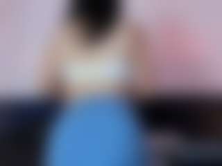 Pantyhose and Milf Alessa's Live Sex Cam Show