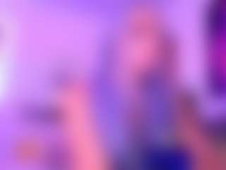 Live cam show with miabella - Emo on Camsoda