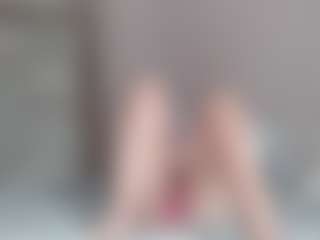 Live cam show with Alicia-Sage - Grey Eyes on Instabang
