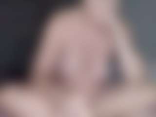 Live cam show with Alicia-Sage - Granny Blonde Hair on xxxlivecams.org