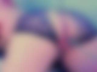 Live cam show with Julia Davis - Facefuck on Mixed Magazine Live