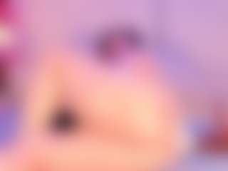 Live cam show with Julia Davis - Interactivetoy Teen (18+) on Streamer API