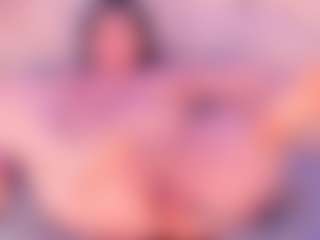 Live cam show with Julia Davis - Asshole on madthumbs