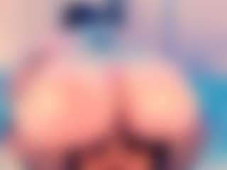 Julia Davis's Live Sex Cam Show