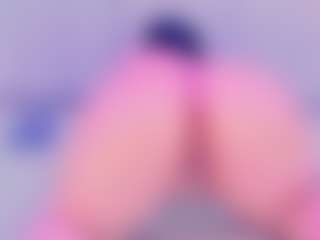 Live cam show with Julia Davis - Facefuck on livesuperchat.net