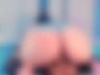 Live cam show with Julia Davis - Bdsm Young Adult on Camsoda