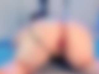 Julia Davis's Live Sex Cam Show