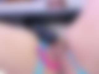 Live cam show with MelanieKlaus - Solo on TeamSkeetLive