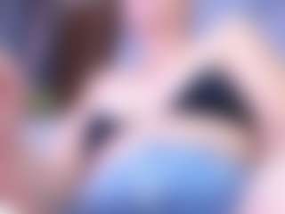 Live cam show with MelanieKlaus - Public on Fling VIP Chat