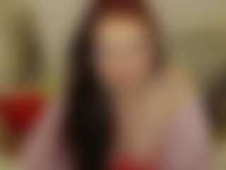 Live cam show with SophieFantasys - Dutch on madthumbs