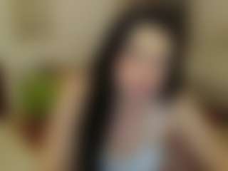 Live cam show with SophieFantasys - German on friskycurves.com