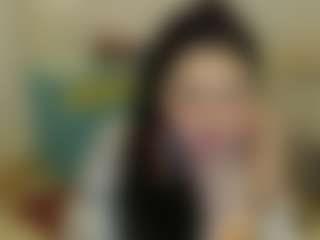 Live cam show with SophieFantasys - Teen (18+) on Mixed Magazine Live