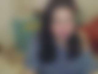 Live cam show with SophieFantasys - Gray Eyes on livesuperchat.net