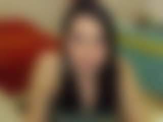 Live cam show with SophieFantasys - Dominican on Camversity