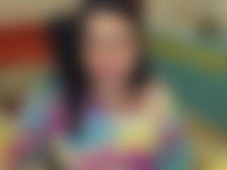 Spettacolo in cam dal vivo con SophieFantasys - Dominican su Camsoda