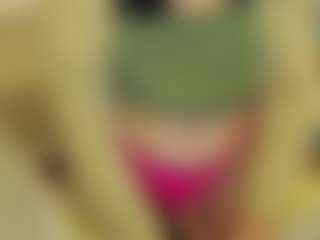 Live cam show with SophieFantasys - Dutch on WildCum