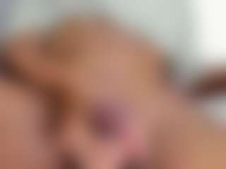 LuciaSex's Live Sex Cam Show