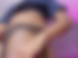LuciaSex's Live Sex Cam Show