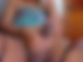 Live cam show with LuciaSex - Teen (18+) on friskycurves.com