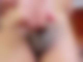 LuciaSex's Live Sex Cam Show