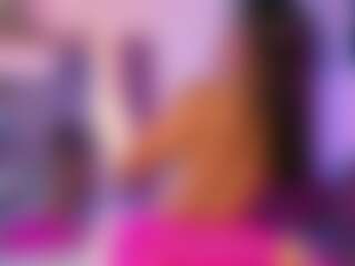 Candyxpeach's Live Sex Cam Show