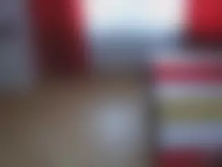 voyeurcam julmodels dining 2's Live Sex Cam Show