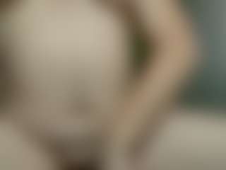 Live cam show with anziglov - Bedroom on Hubzter Live