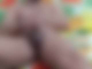 Live cam show with NaturalDom - Orgasm on sexylive.show