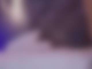 Live cam show with Renatta Cruz - Bush on Gym Cam Girls