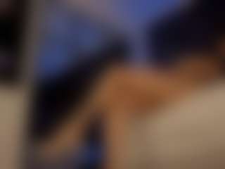 Live cam show with Renatta Cruz - Squirt on madthumbs