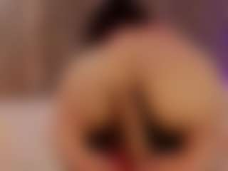 Renatta Cruz's Live Sex Cam Show