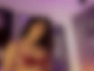Live cam show with Renatta Cruz - Bush on xxxlivecams.org